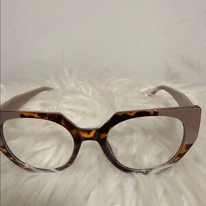 Tortoise Shell Women's Fashion Glasses